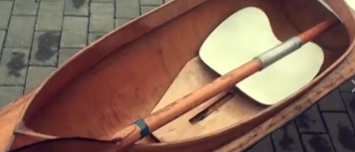 russia wooden kayak - 木製カヌー＆パドルでレース